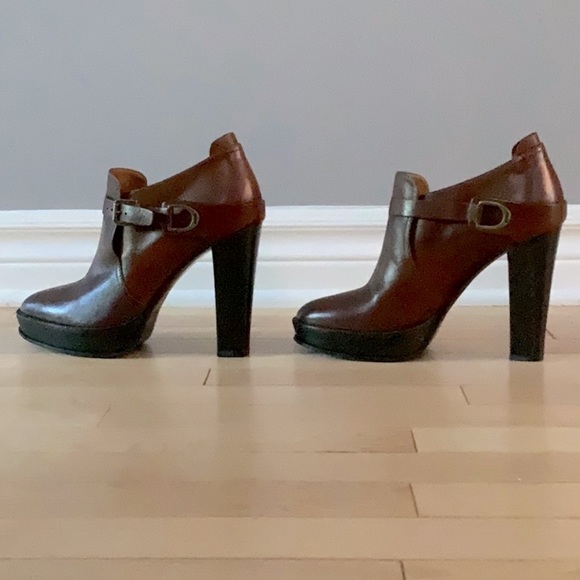 Ralph Lauren brown ankle boots with 5” heels - Picture 1 of 7